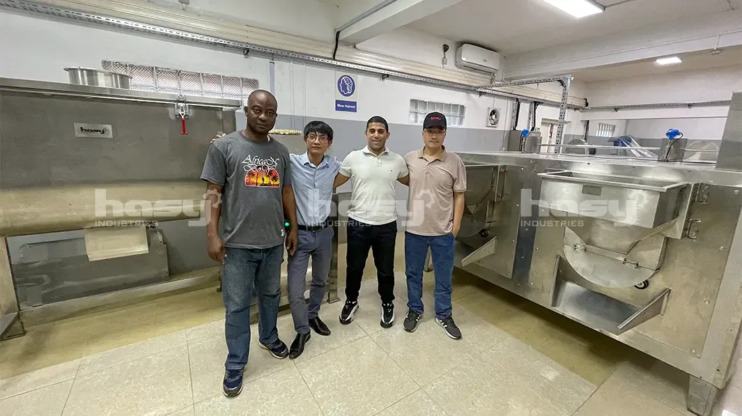 Đại diện khách hàng bên dây chuyền lương khô